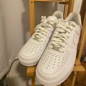 Nike - White Air Force 1 Low